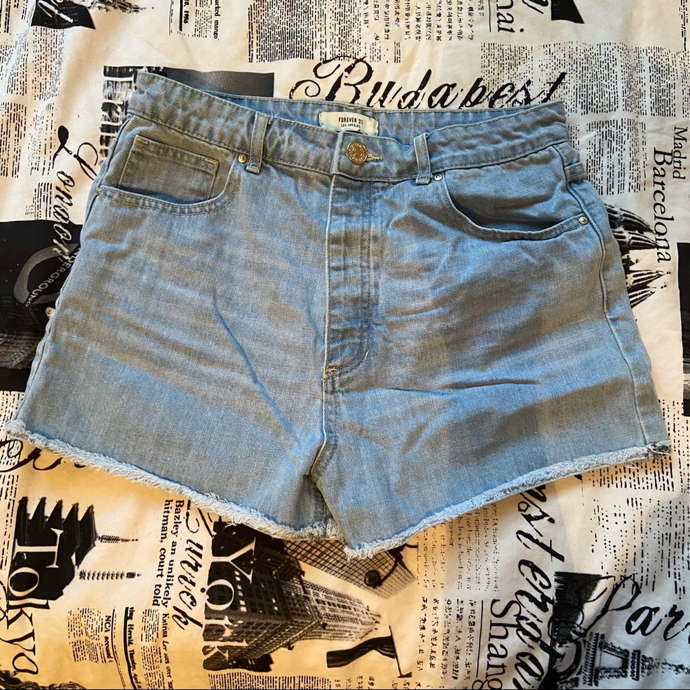 Light Wash High Waisted Cutoff Denim Shorts